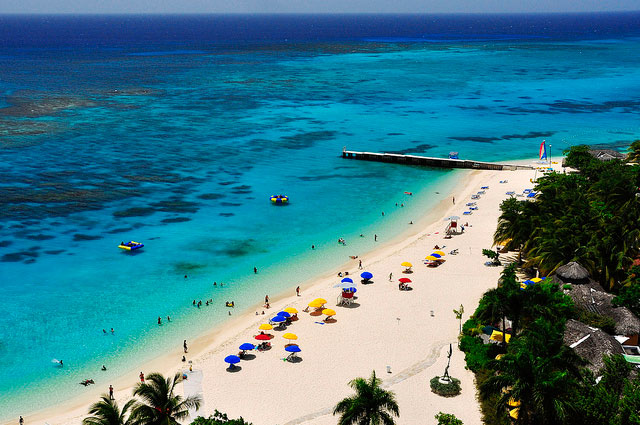 Doctor’s Cave Beach at Montego Bay Jamaica