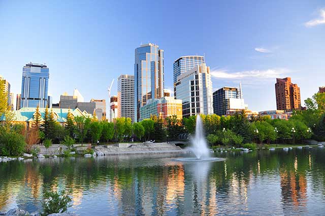 Canadian city living with beautiful skyline and landscape view from Prince’s Island Park