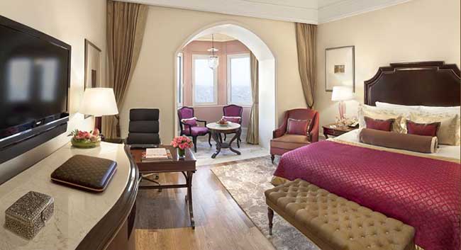 famous Indian Taj Mahal Palace Rooms